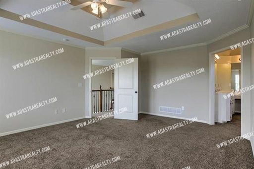 10580 S Millstone Dr,, Olathe, KS 66061-9104