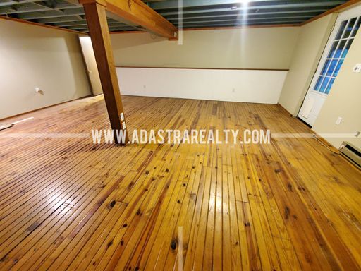 9709 Eby St,, Overland Park, KS 66212