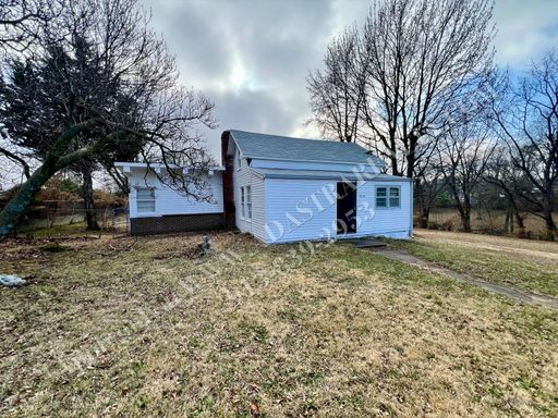 9603 E 35th St S, Independence, MO 64052