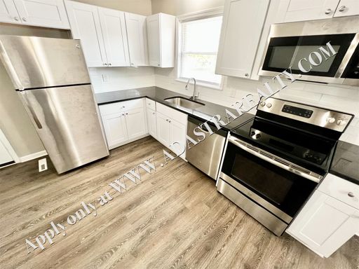 6042 Pflumm Rd,, Shawnee, KS 66216