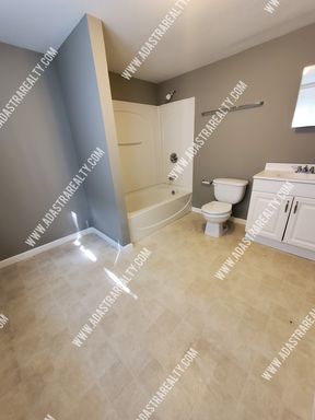 9532 Booth Ave,, Kansas City, MO 64134-1867