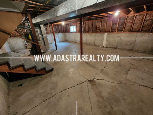 212 Brookside Dr,, Paola, KS 66071
