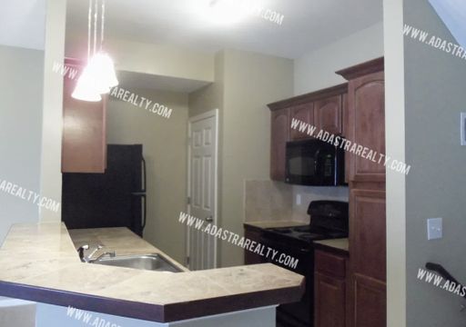 1007 N Findley St,, Olathe, KS 66061