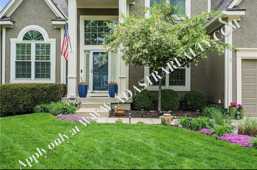 4904 157th St,, Overland Park, KS 66224