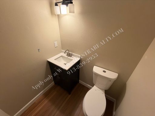 1569 E 120th St., Olathe, KS 66061