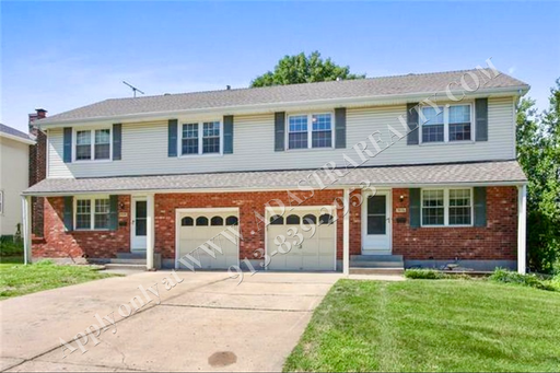 3426 NE 69th St,, Kansas City, MO 64119