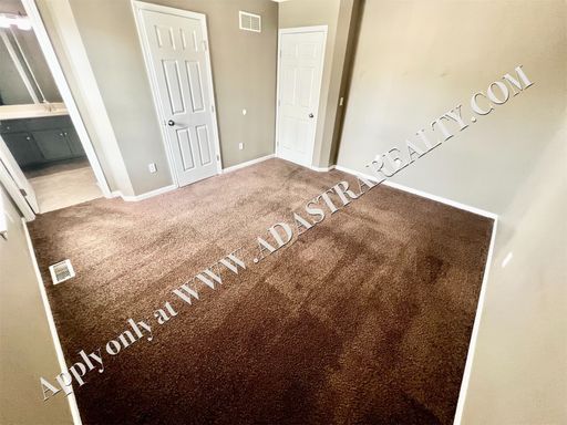 5205 Woodland Dr,, Shawnee, KS 66218-9044
