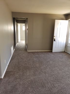 10705 Bristol Ter,, Kansas City, MO 64134-2842