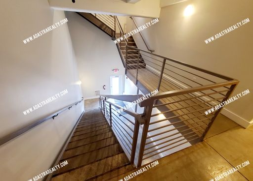 3001 Gillham Rd Apt 206,, Kansas City, MO 64108