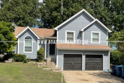 11006 W 76th St,, Shawnee, KS 66214-1268