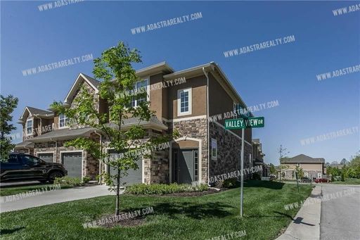 15852 Valley View Dr,, Overland Park, KS 66223