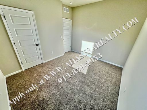 648 W Lanesfield St,, Gardner, KS 66030