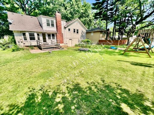 9832 Walmer St,, Overland Park, KS 66212