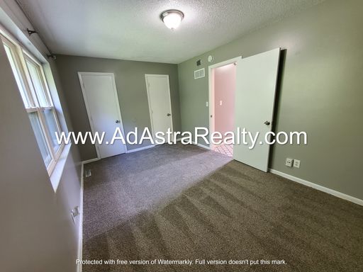 1716 E Cedar St,, Unit 6,, Olathe, KS 66062-1655