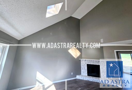 11807 Caenen St,, Overland Park, KS 66210