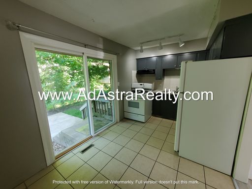 1716 E Cedar St,, Unit 6,, Olathe, KS 66062-1655