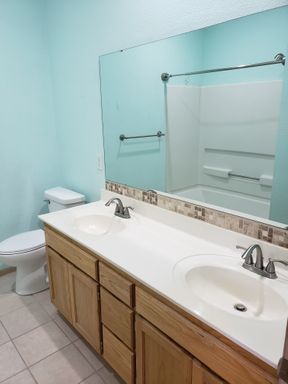 581 Woodson Ln,, Gardner, KS 66030