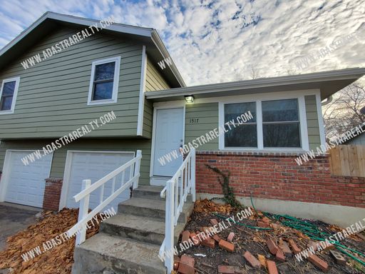 1517 E Elizabeth St, , Olathe, KS 66061