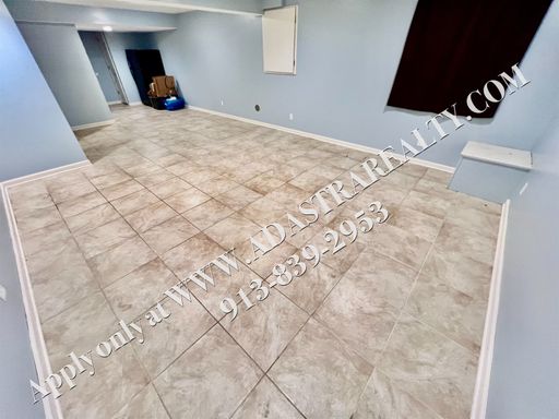 2141 SW Rambling Vine Rd,, Lee's Summit, MO 64082