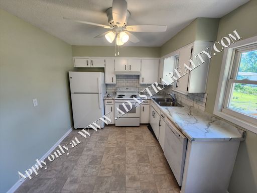3012 N 155th Ter,, Basehor, KS 66007