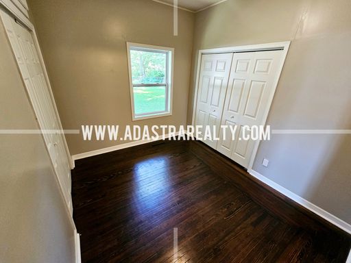 8617 Grant St,, Overland Park, KS 66212