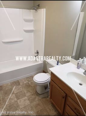 704 Meadow Ct,, Unit A,, Peculiar, MO 64078-2567