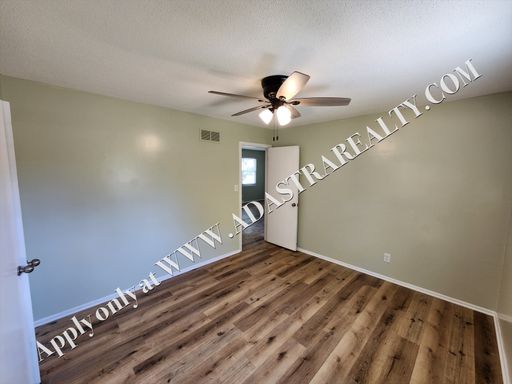 3012 N 155th Ter,, Basehor, KS 66007