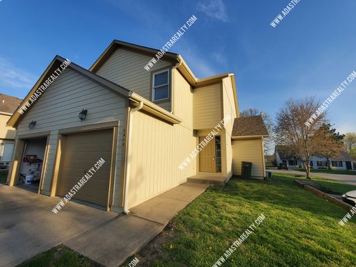 304 N 9th St,, Unit B, Louisburg, KS 66053