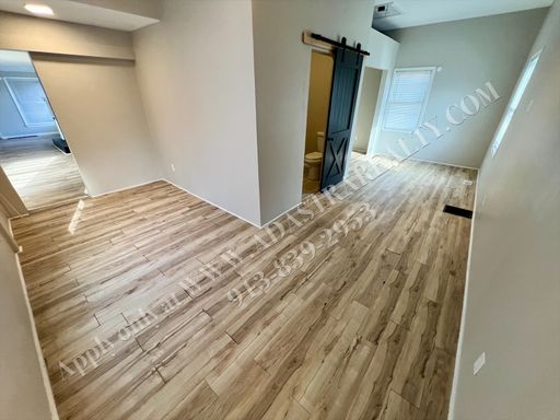 9603 E 35th St S, Independence, MO 64052