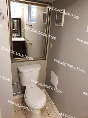 8410 W 55th Ter,, Merriam, KS 66202