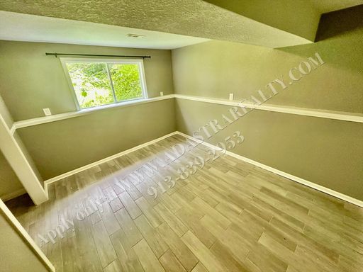 1517 N 28th St,, Unit 2F,, Kansas City, KS 66102