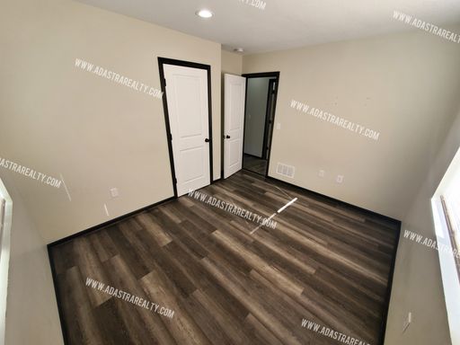 1518 W 26th St,, Lawrence, KS 66046
