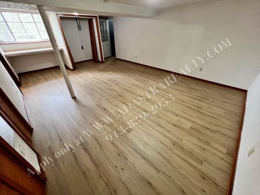 727 N Chestnut St, , Olathe, KS 66061