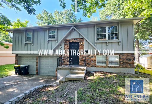 6004 E 98th St,, Kansas City, MO 64134