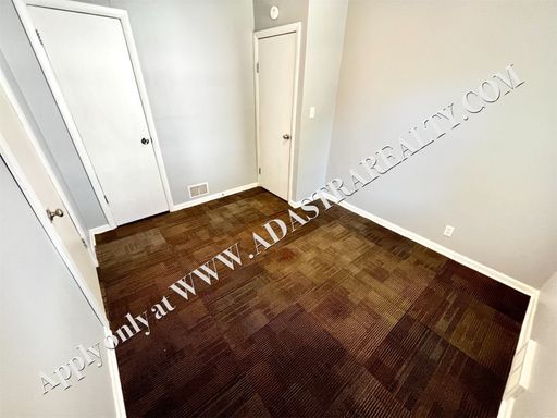 9600 E 18th St,, Independence, MO 64052