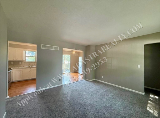 7718 E. 90th Ter,, Kansas City, MO 64138