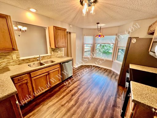 12744 W 108th St, , Overland Park, KS 66210