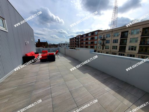 3001 Gillham Rd Apt 206,, Kansas City, MO 64108