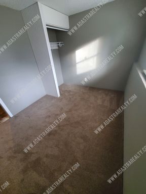 1517 E Elizabeth St, , Olathe, KS 66061