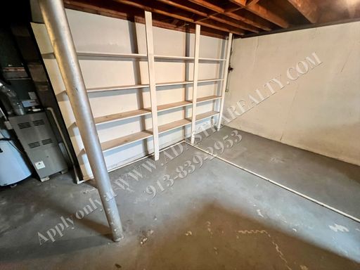 727 N Chestnut St, , Olathe, KS 66061