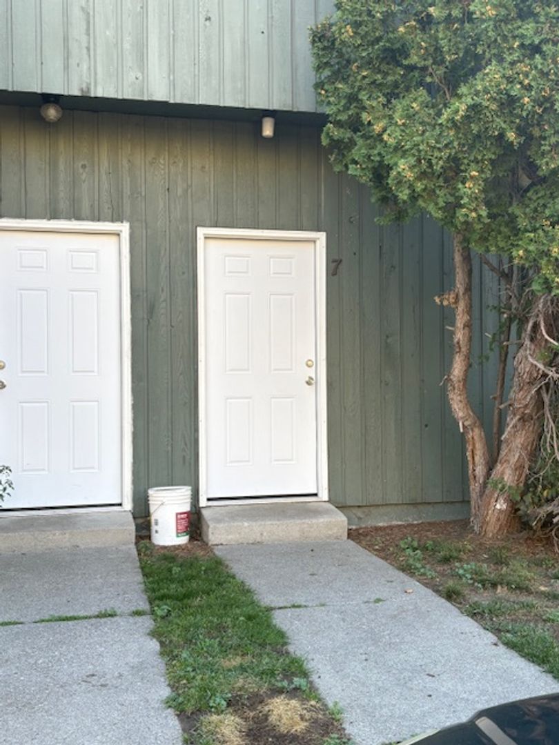 Missoula Apartment: 1315 E. Broadway