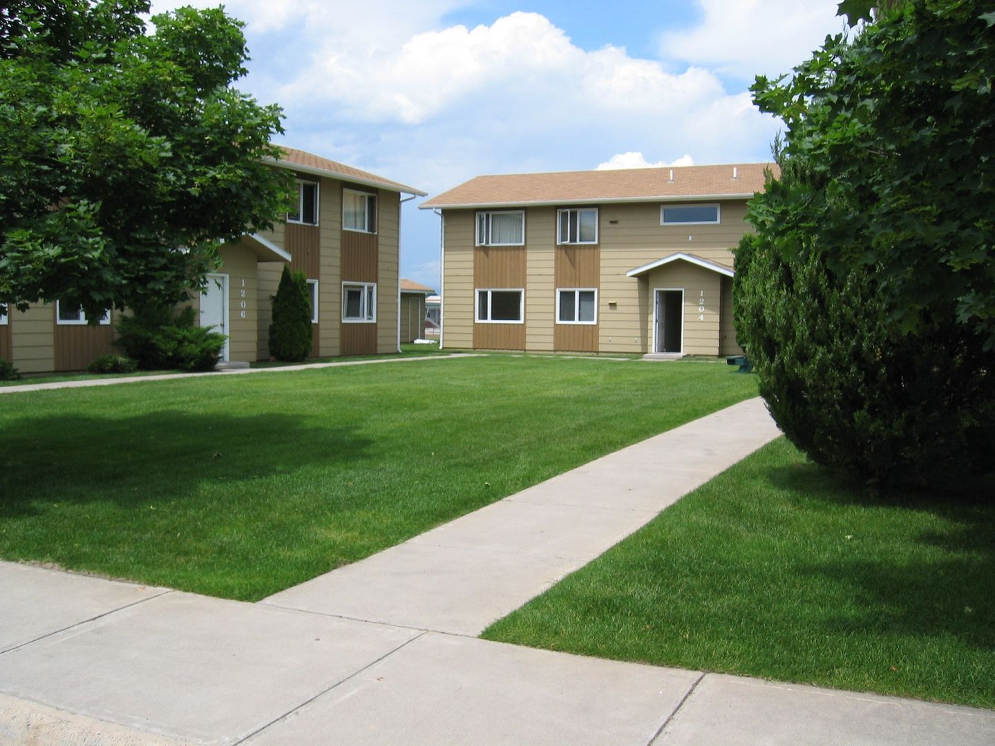 Missoula Apartment: 1202-1216 McDonald