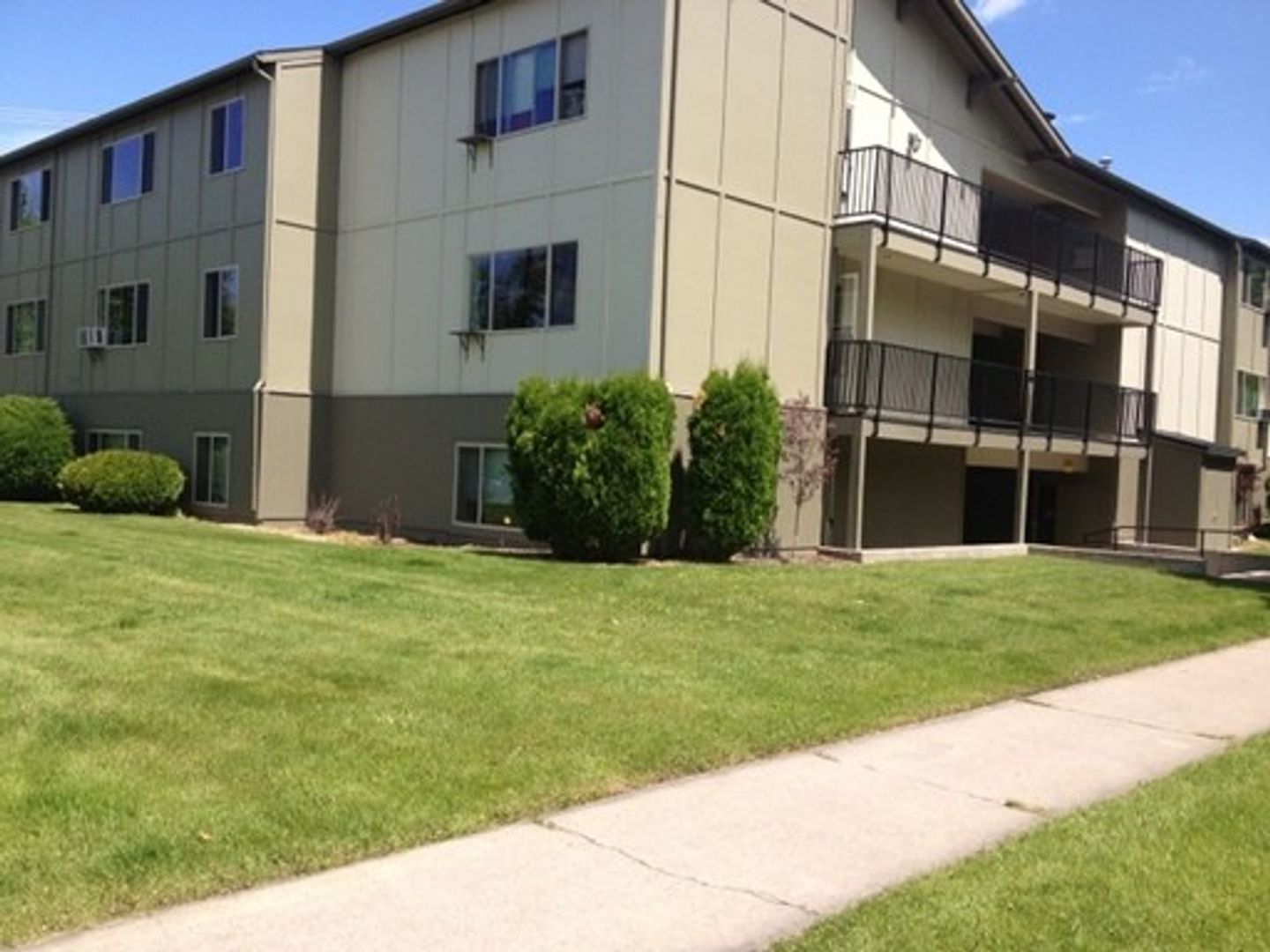 Missoula Apartment: 520 W. Spruce / 527 W Alder