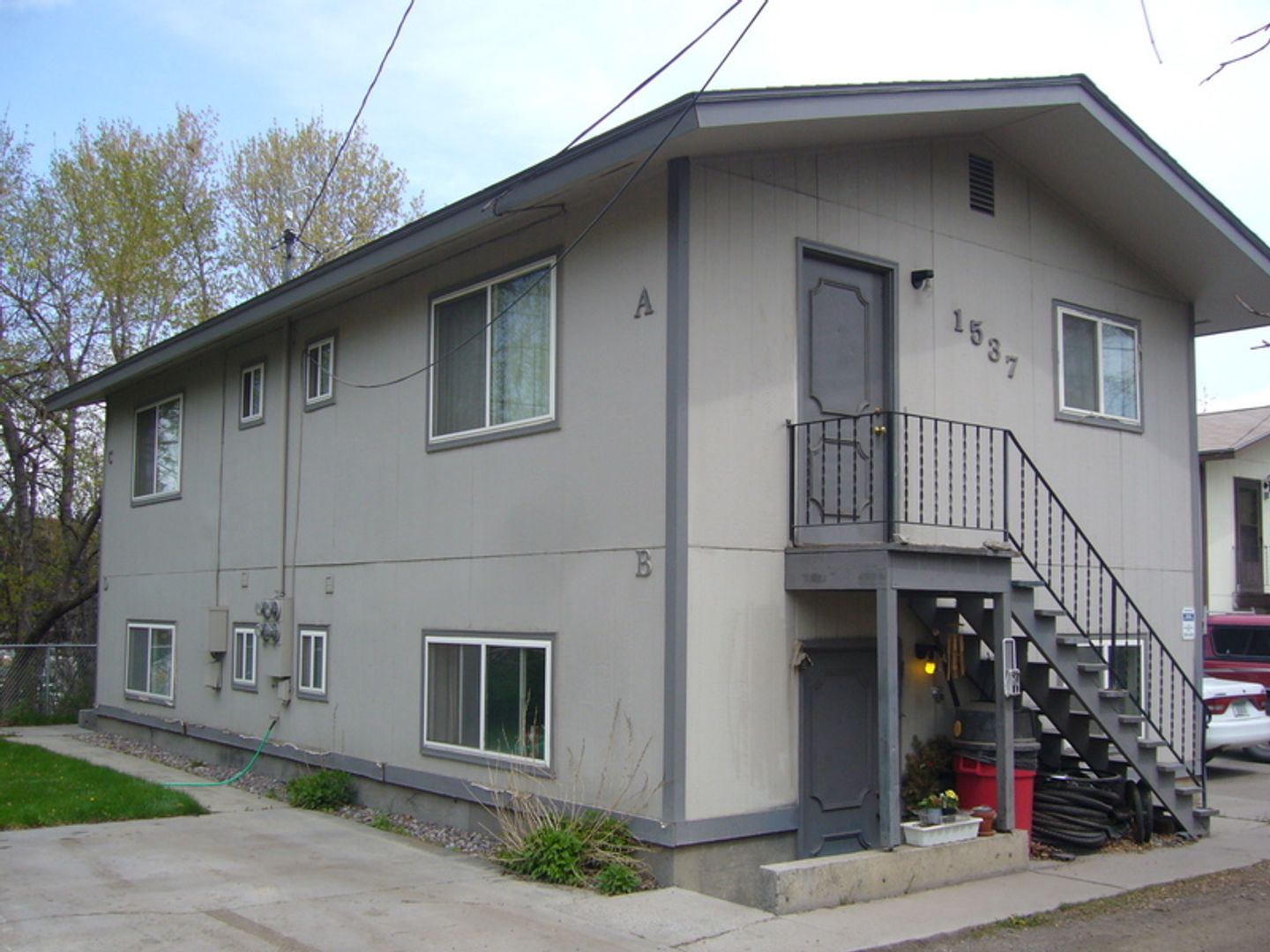 Missoula Apartment: 1537 S. 3rd W.