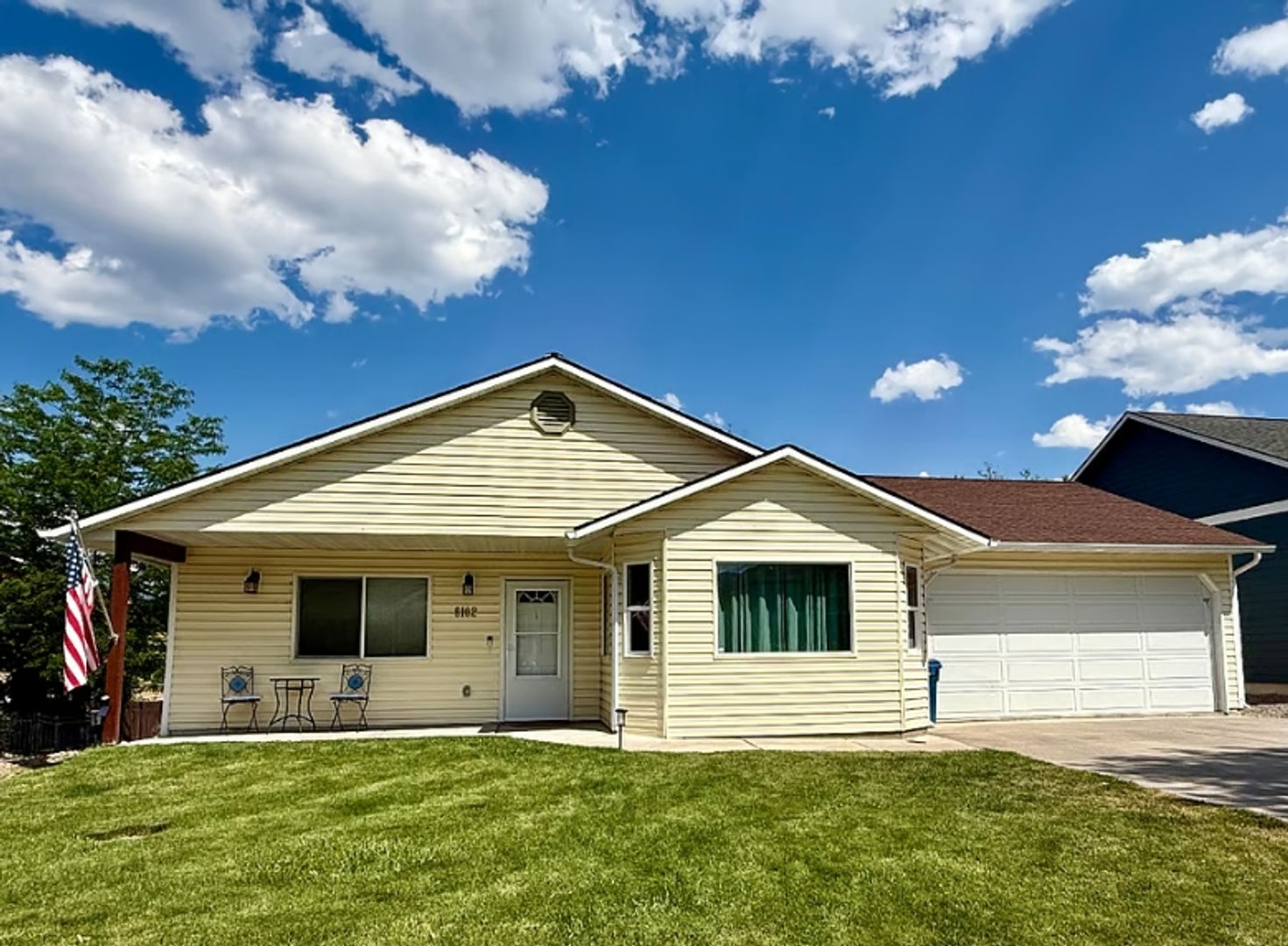 Missoula House: 6102 Avon Ln