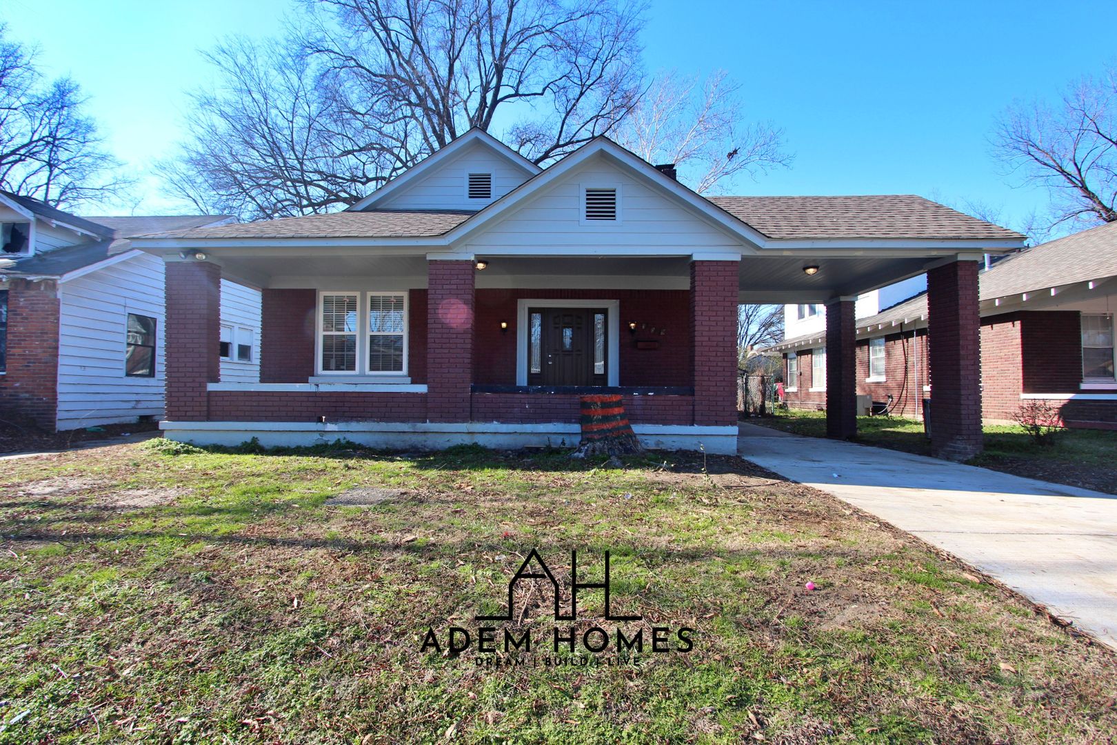 Memphis House: 909 N Willett