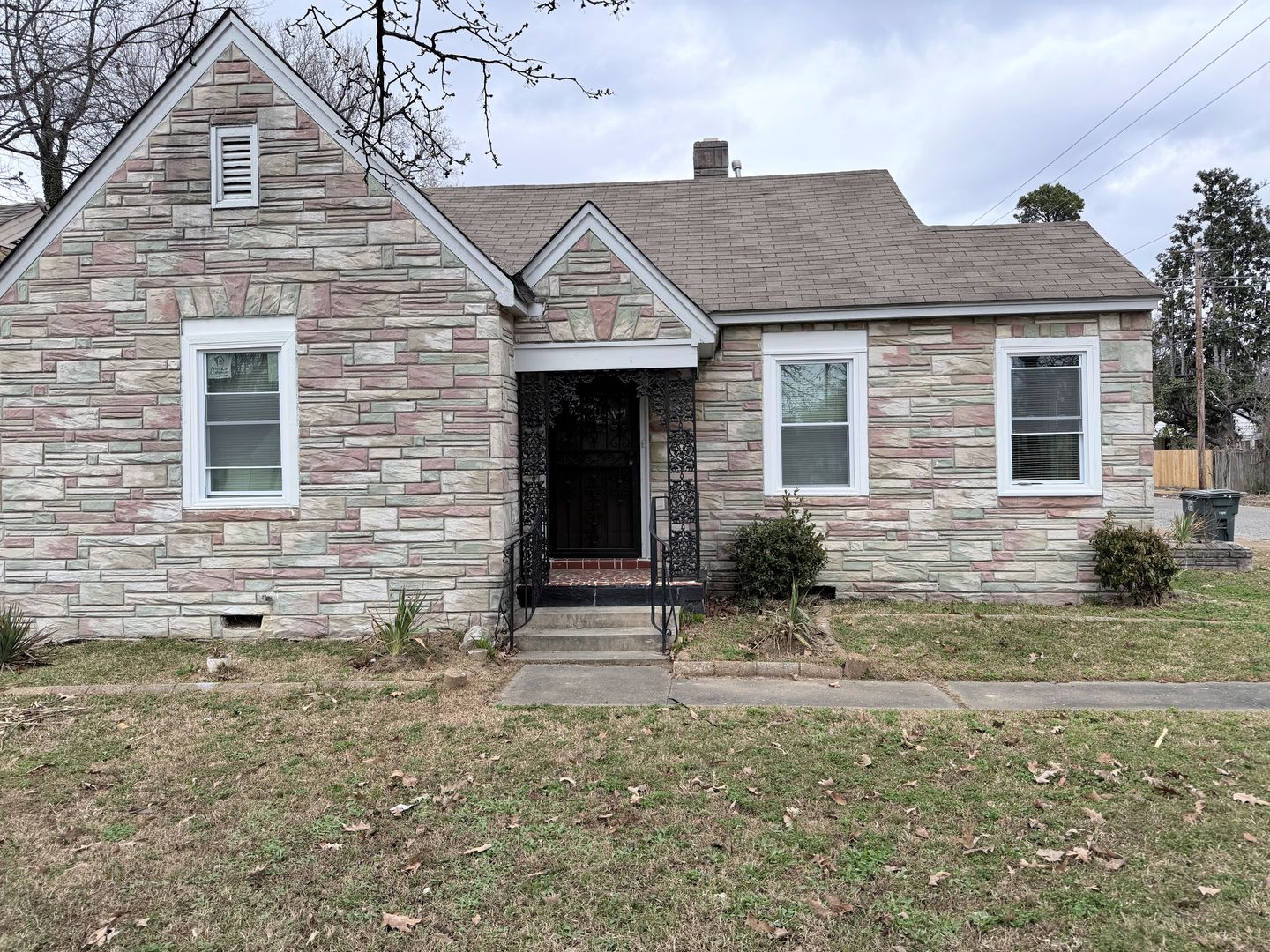 Memphis House: 2644 Burns Ave