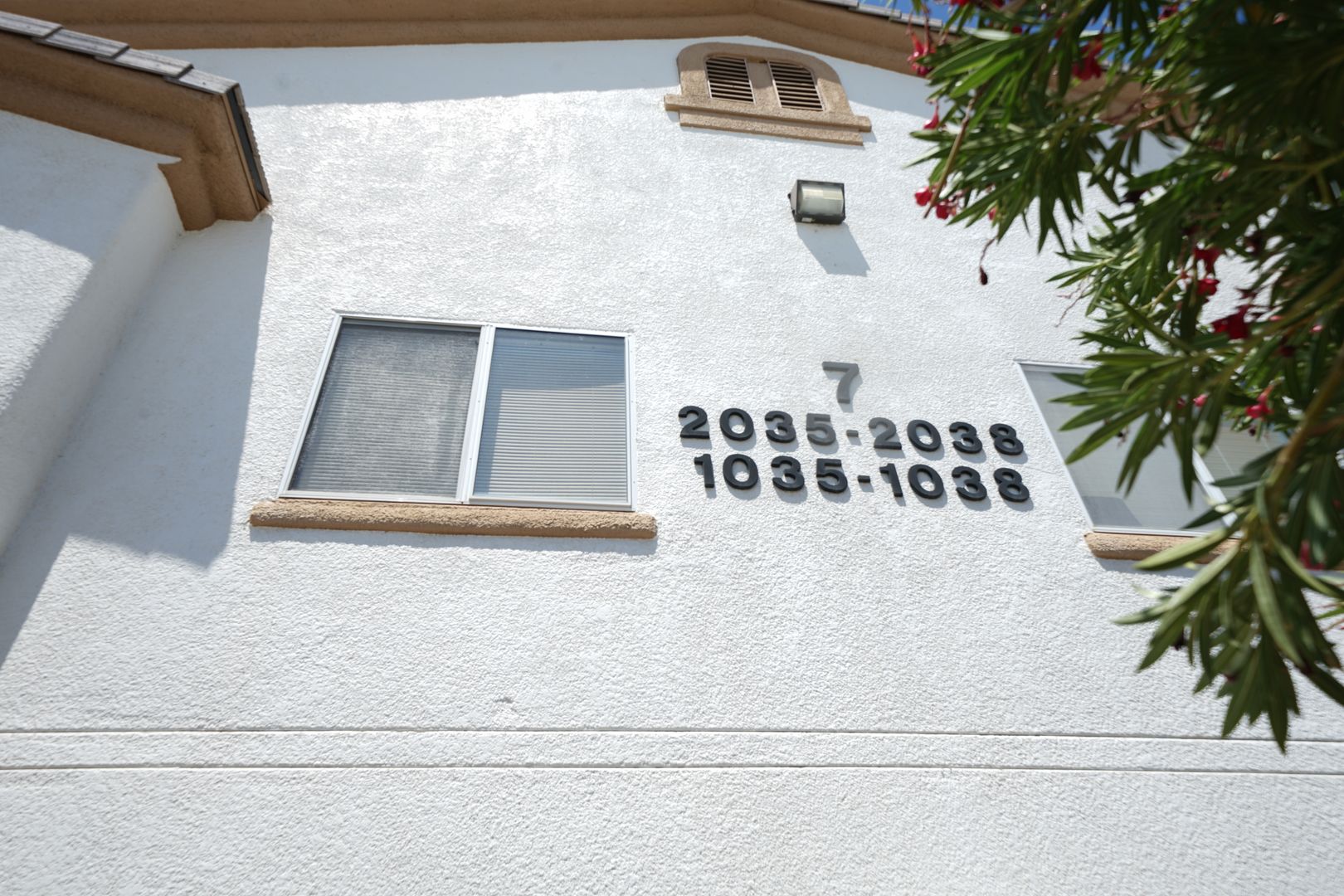 Las Vegas Condo: 5655 E Sahara Ave #2038