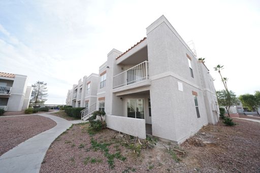 NO SHOWINGS until 2/21/2024 – photo 1