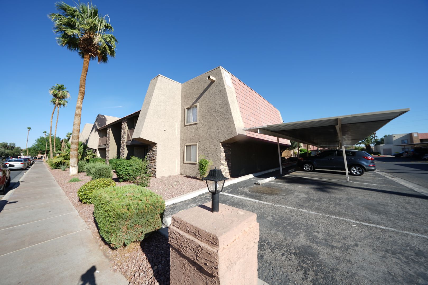 Las Vegas Condo: 4981 River Glen Dr #61